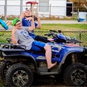 Meet your Posher, Cade